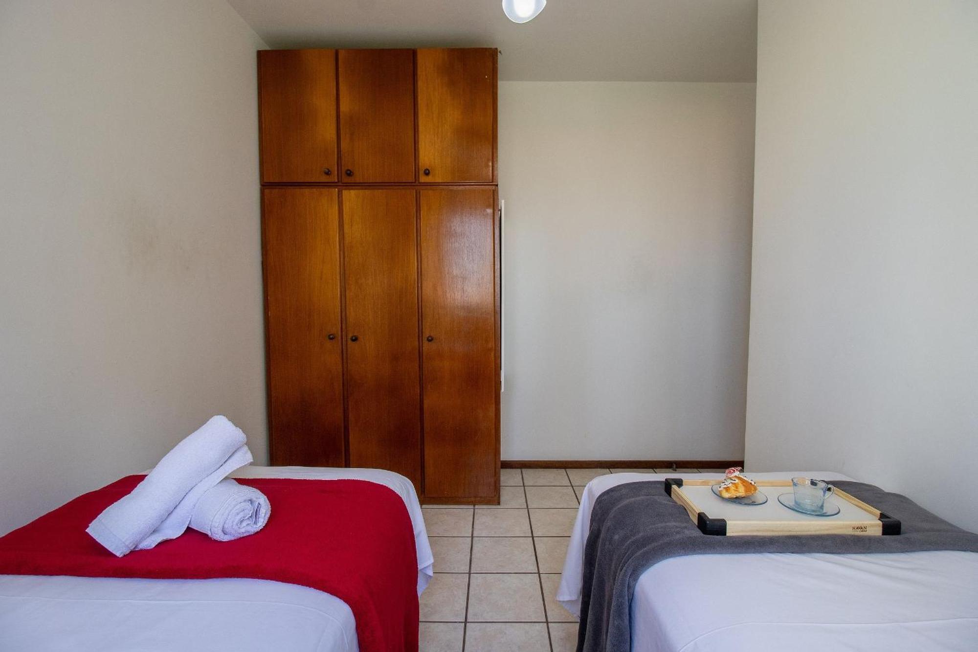 Apartamento Pdb42 - 3 Dorm Climatizados, Garagem, Quadra Mar *
