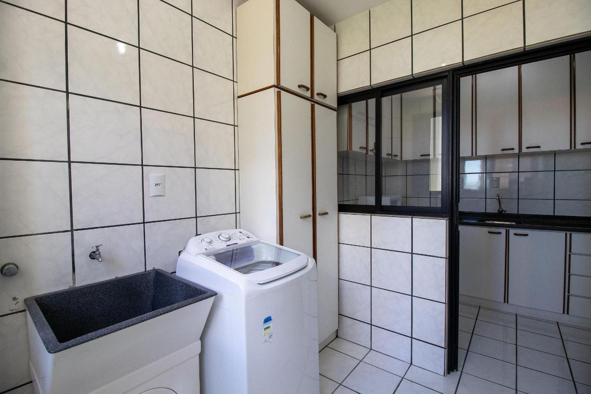 Pdb42 - 3 Dorm Climatizados, Garagem, Quadra Mar Apartamento *